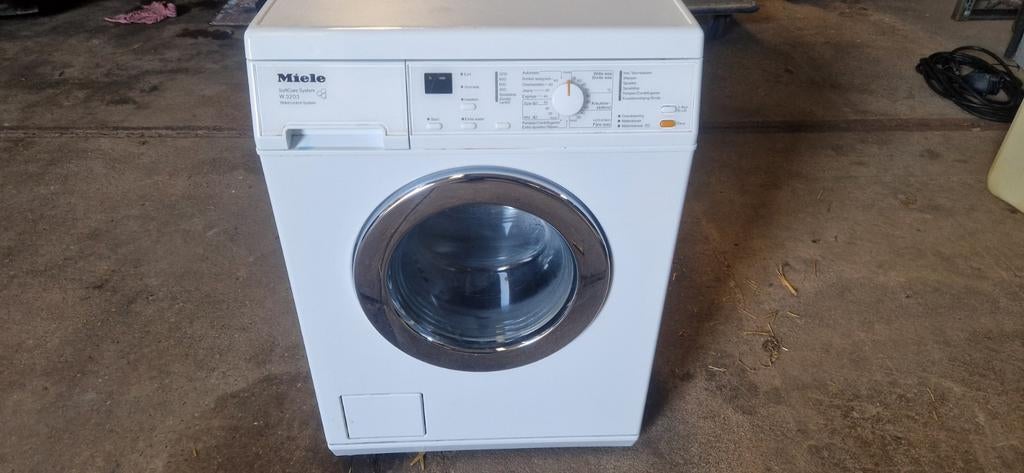 Miele wasmachine W3203 gebruikt, Ophalen, 1200 tot 1600 toeren, Gebruikt, Voorlader