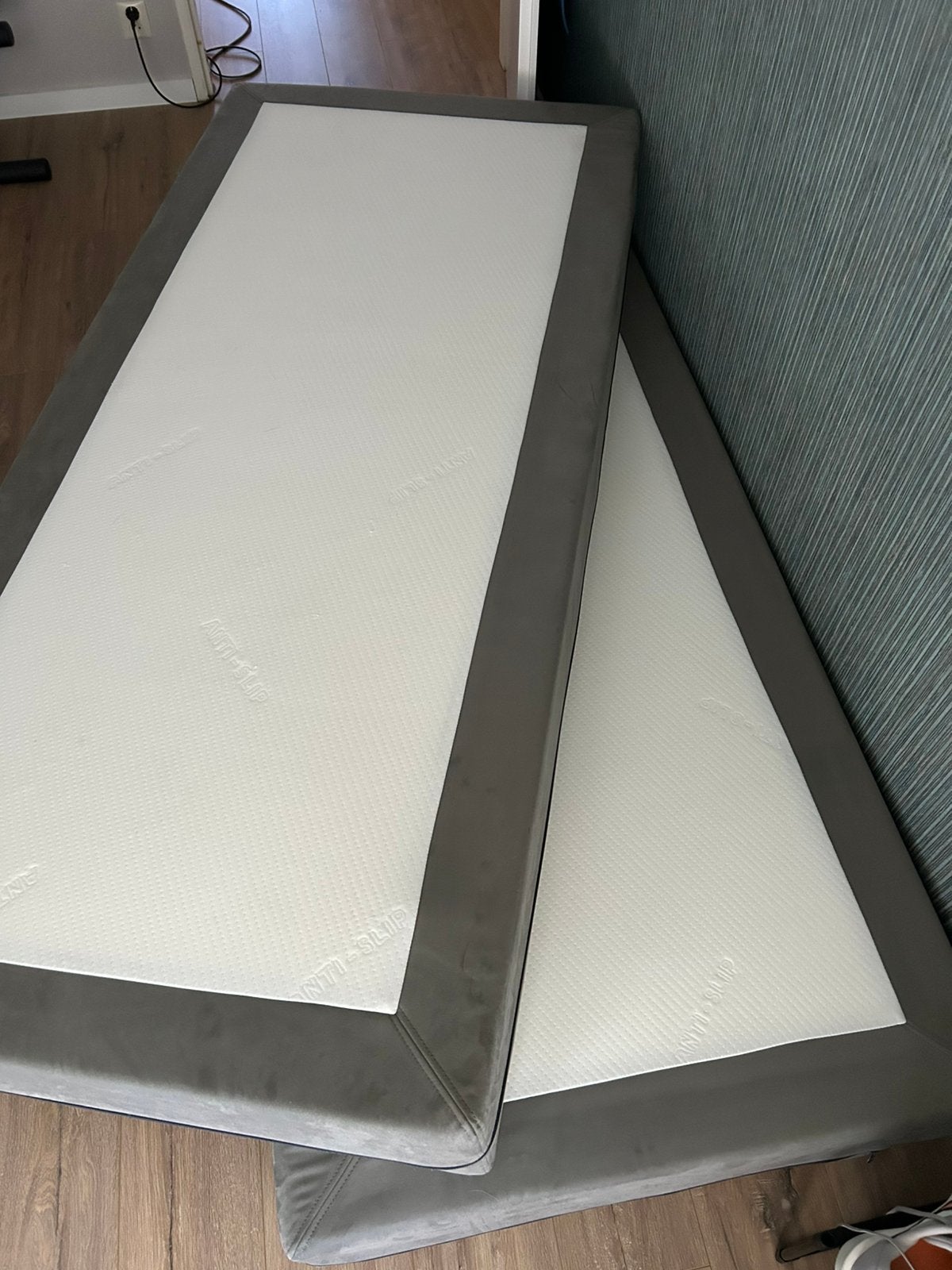 2 Swiss Sense boxspring matrassen, Ophalen, Eenpersoons, 90 cm