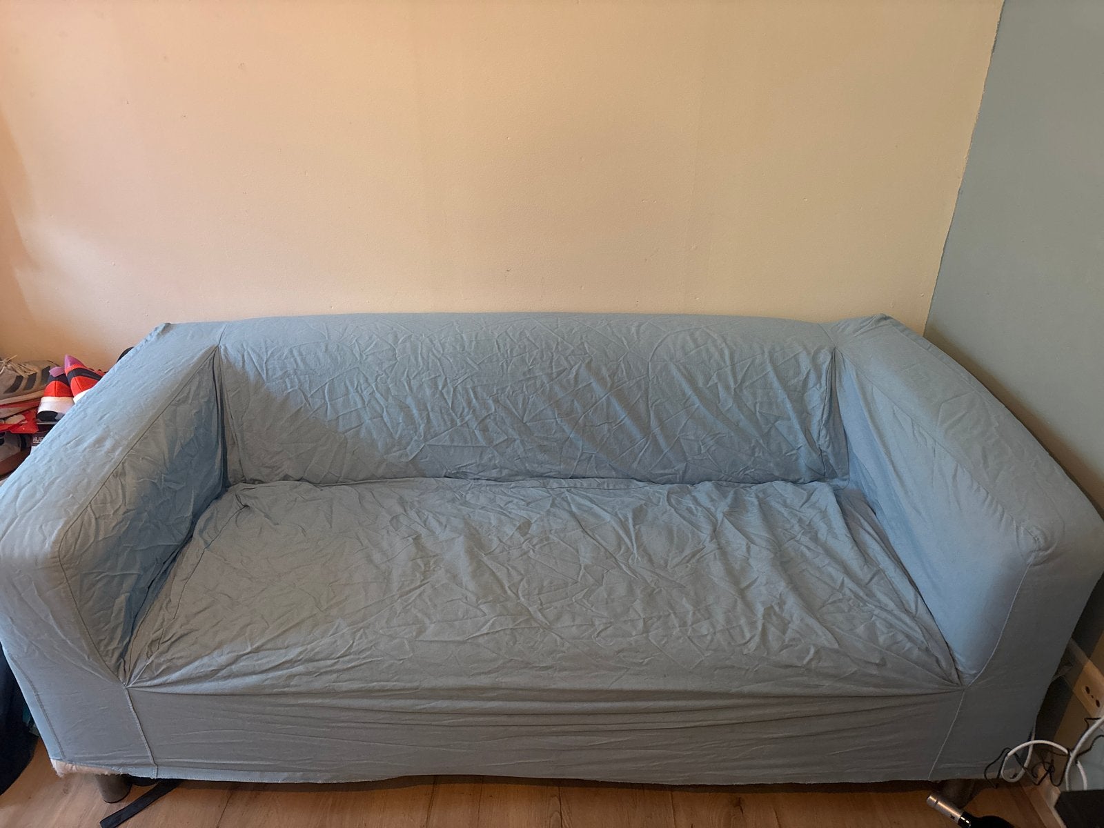 Comfortabele 3-zitsbank met lichtblauwe hoes, Huis en Inrichting, Ophalen, Gebruikt, Driepersoons, 75 tot 100 cm
