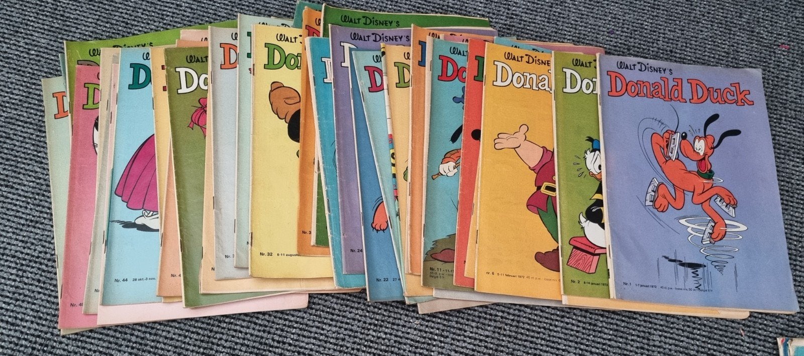 39 Donald Duck tijdschriften uit 1972, Boeken, Meerdere stripboeken, Ophalen of Verzenden, Gelezen