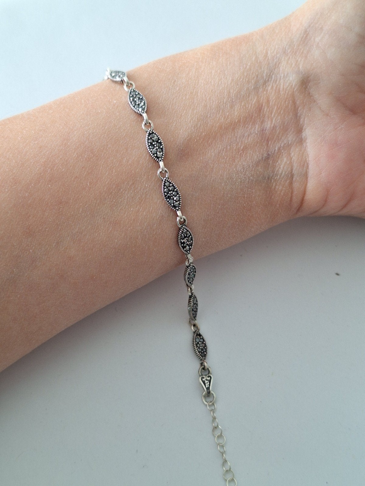 825 sterling zilveren armband met markasiet steentjes, Verzenden, Nieuw, Met edelsteen, Zilver