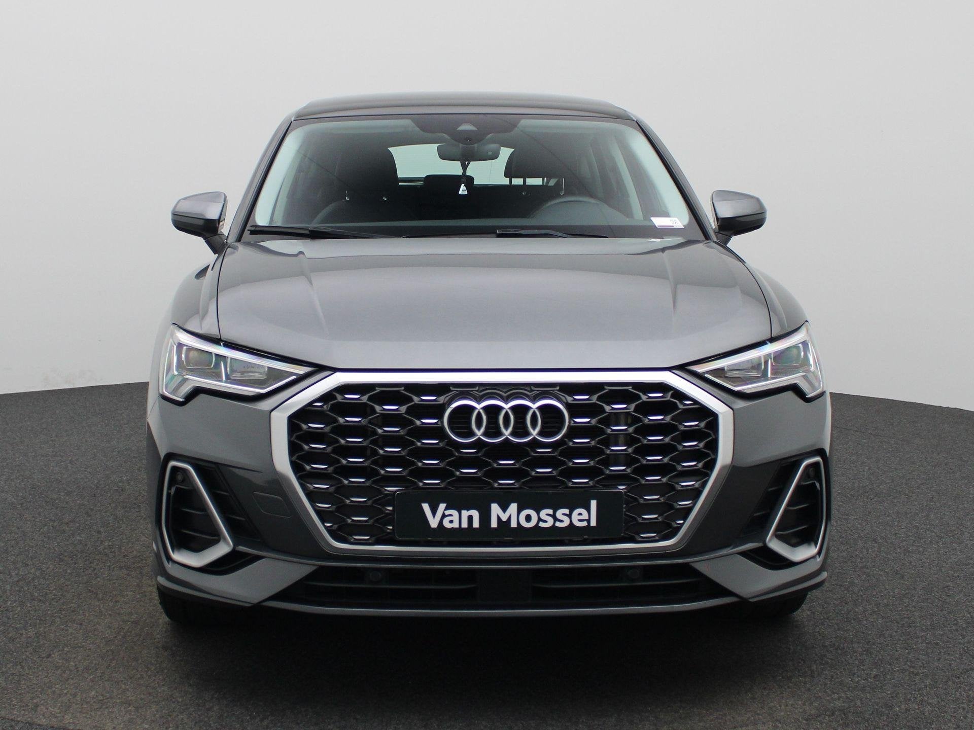 Audi Q3 Sportback 45 TFSI e S Edition | Stoelverwarming | Le, Auto's, 12 maanden, Gebruikt, Euro 6, Hybride Elektrisch/Benzine