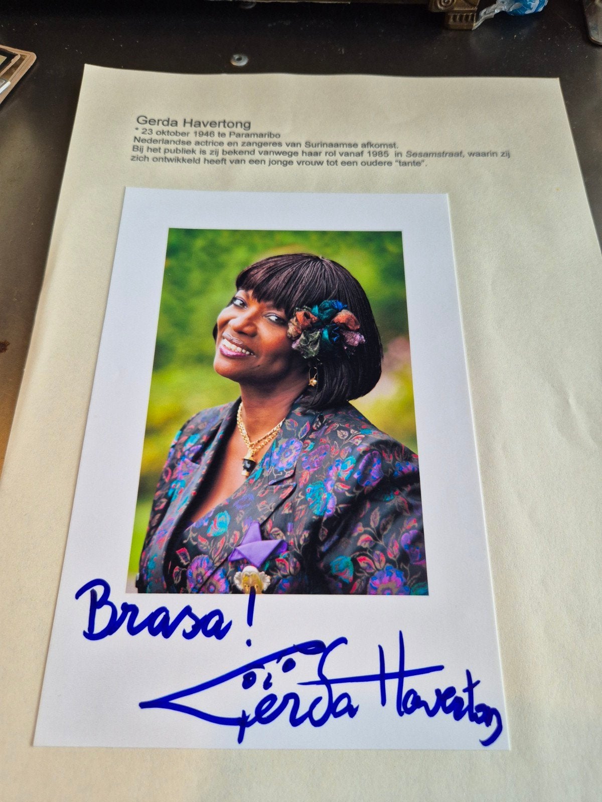 Gesigneerde foto Gerda Havertong - Brasa!, Ophalen of Verzenden, Zo goed als nieuw, Foto of Kaart, Gesigneerd