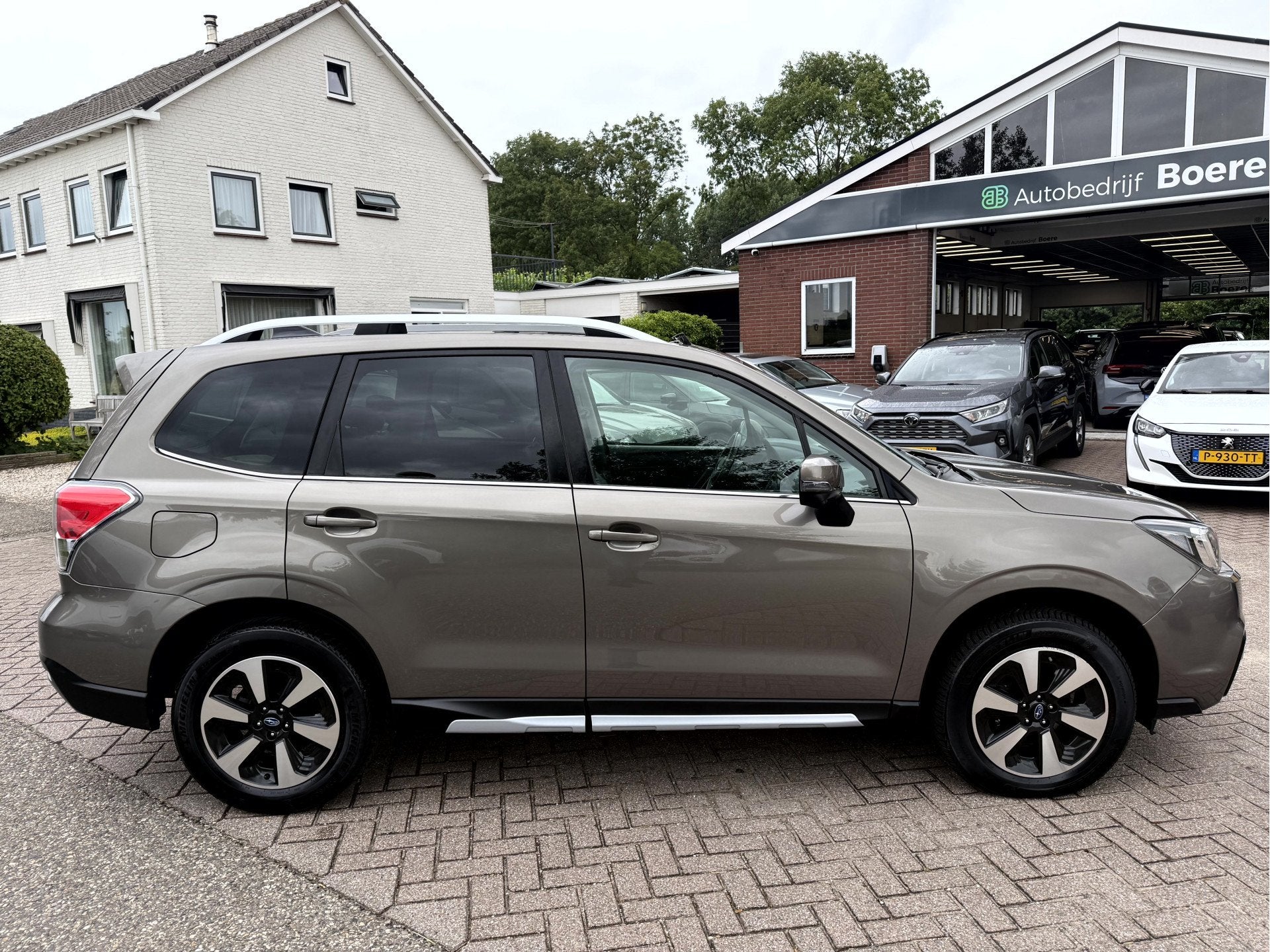 Subaru Forester 2.0 Premium NL Auto, Vol Opties. (bj 2019), Auto's, Subaru, Automaat, 15 km/l, 4 cilinders, Bedrijf