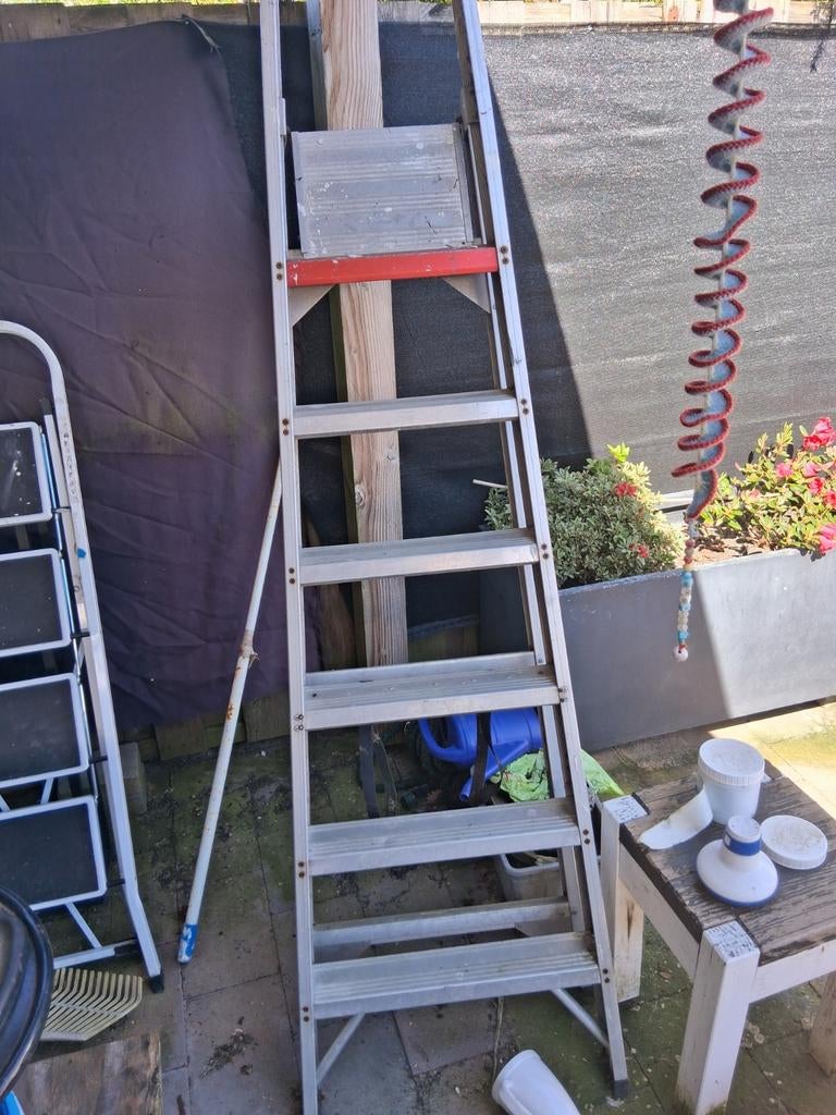 5spots trap, Doe-het-zelf en Verbouw, Ladders en Trappen, Ophalen of Verzenden, Zo goed als nieuw, Minder dan 2 meter