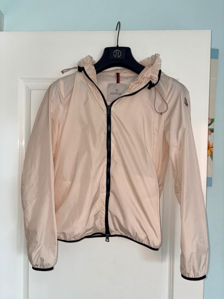 Moncler jas Dames Roze, Maat 38/40 (M), Moncler, Ophalen of Verzenden, Zo goed als nieuw