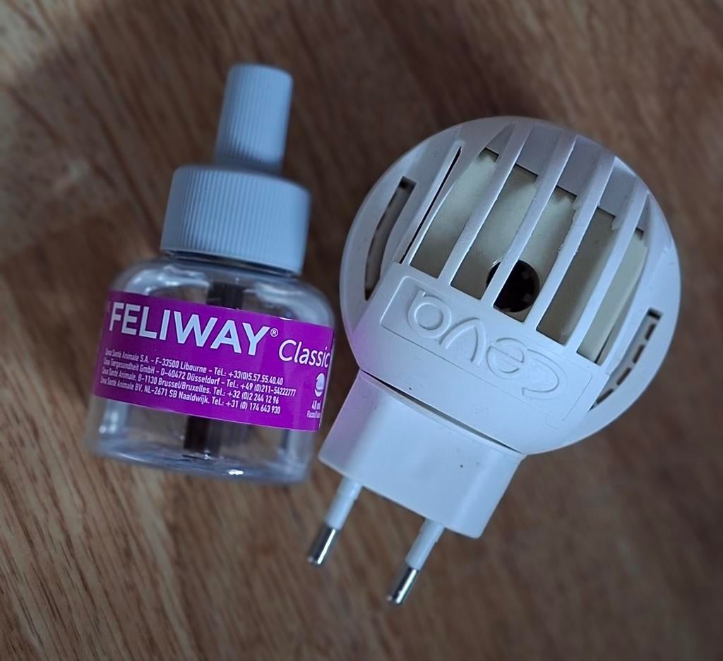 Feliway Classic, Dieren en Toebehoren, Ophalen of Verzenden, Zo goed als nieuw