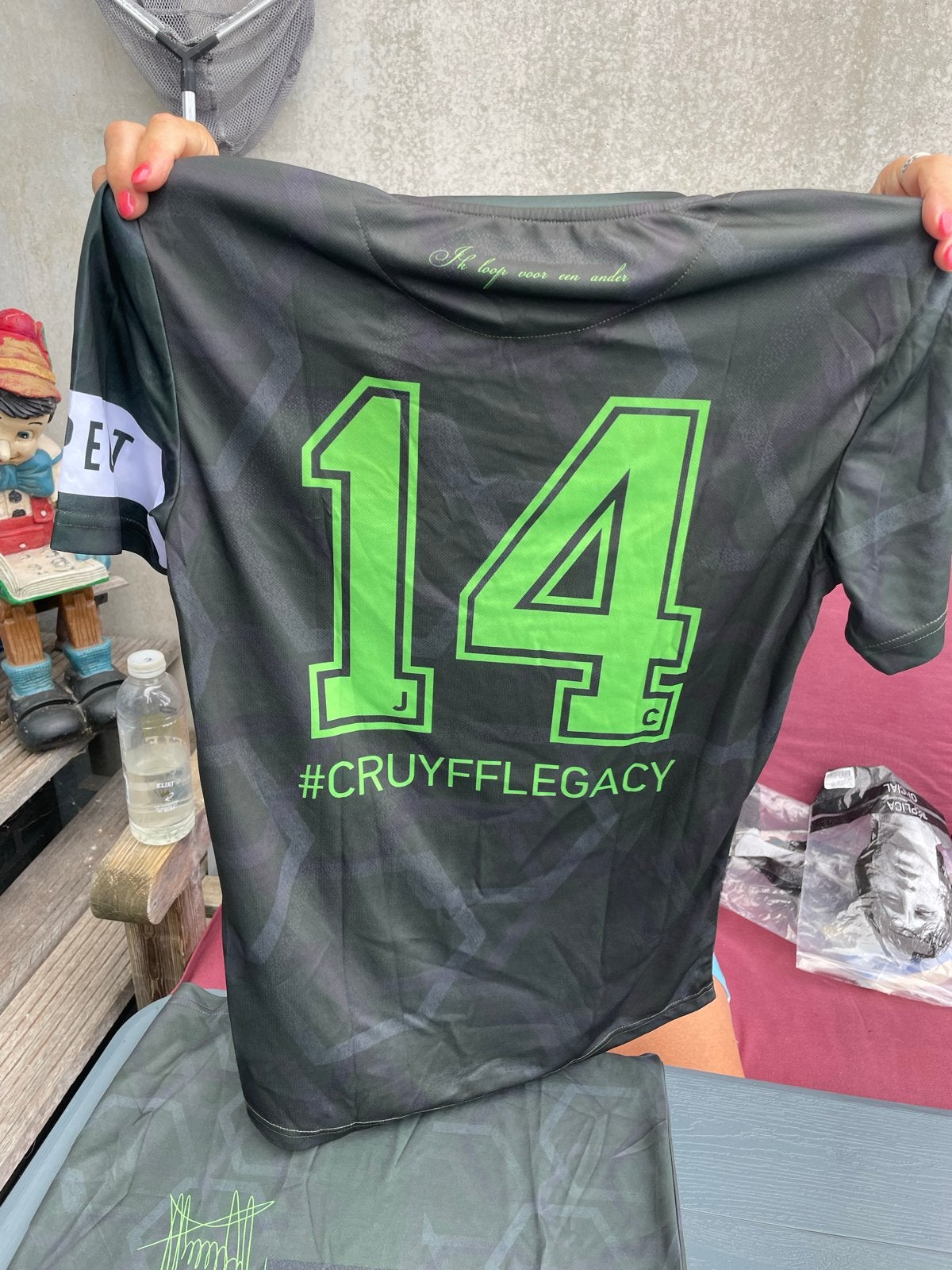 2 Johan Cruyff Run shirts - Maat M en L, Ophalen of Verzenden, Gedragen, Maat 48/50 (M), Groen