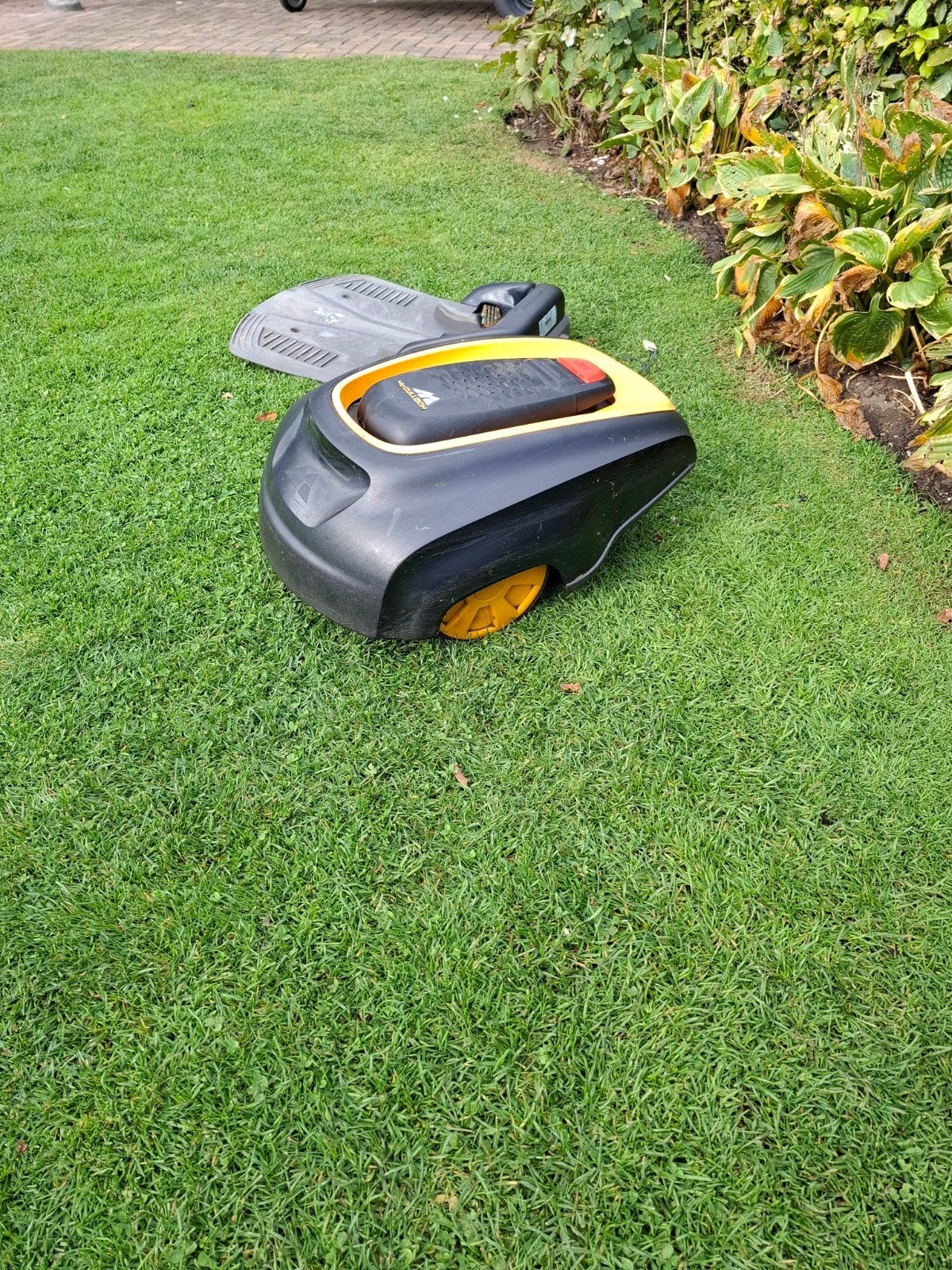 Robotmaaier McCulloch (Husqvarna) - Goed onderhouden, Tuin en Terras, Ophalen, Gebruikt, McCulloch