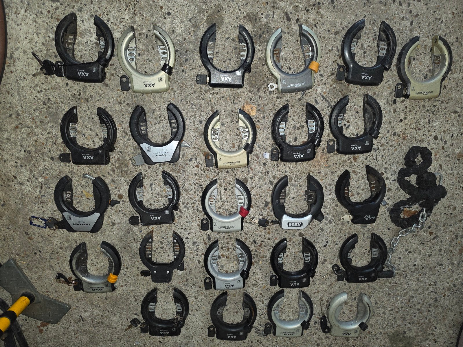 fiets sloten axa sparta abus trelock 5 euro per stuk, Ophalen