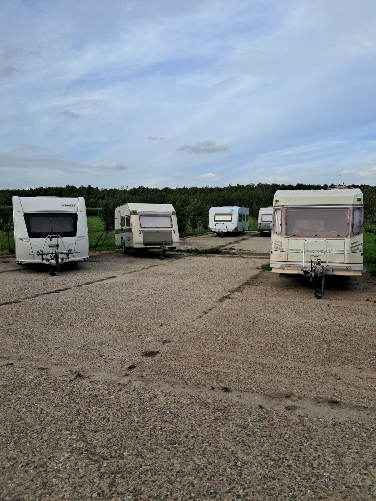 caravanstalling willemsoord, Rondzit, Particulier, Adria, Tot en met 4