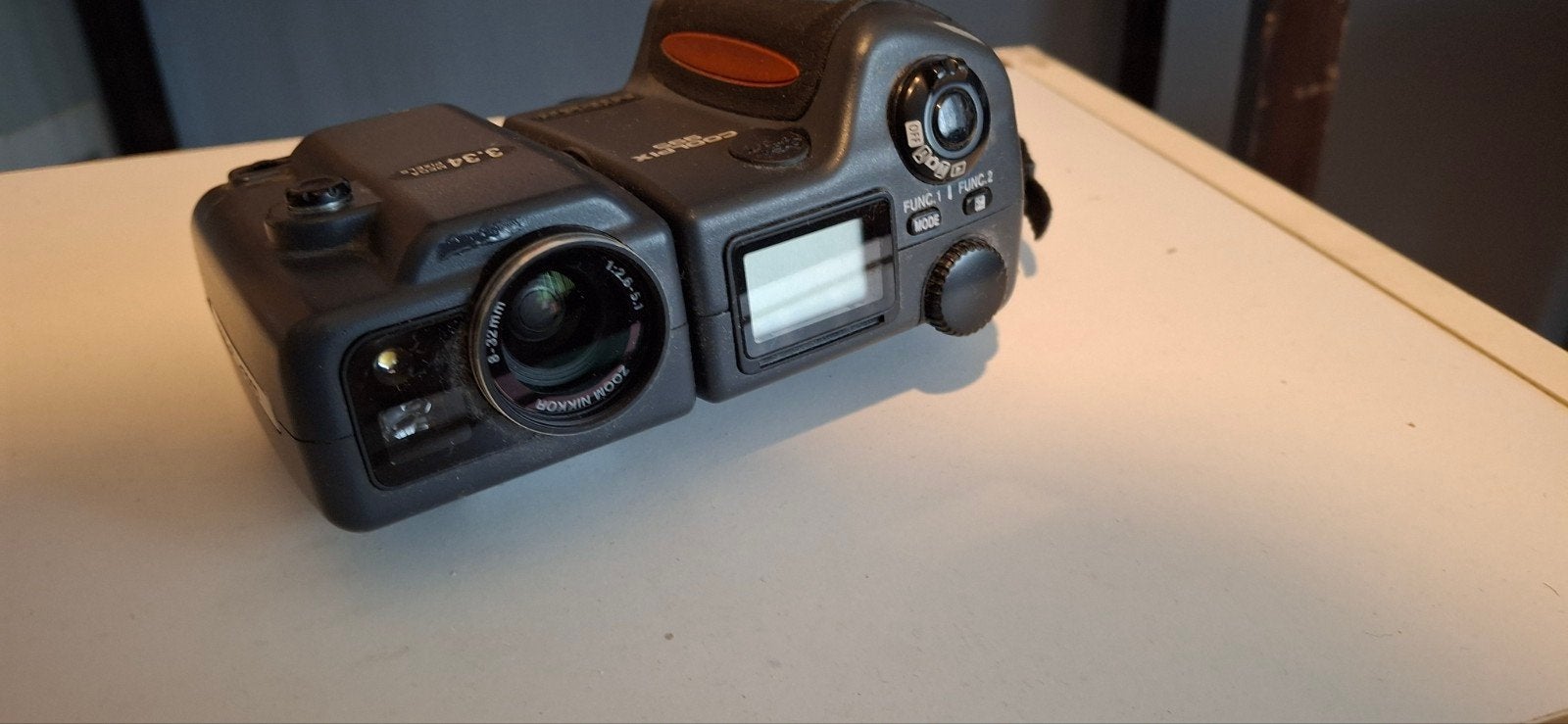 Nikon Coolpix 995, Ophalen of Verzenden, Zo goed als nieuw, Nikon, 8 keer of meer
