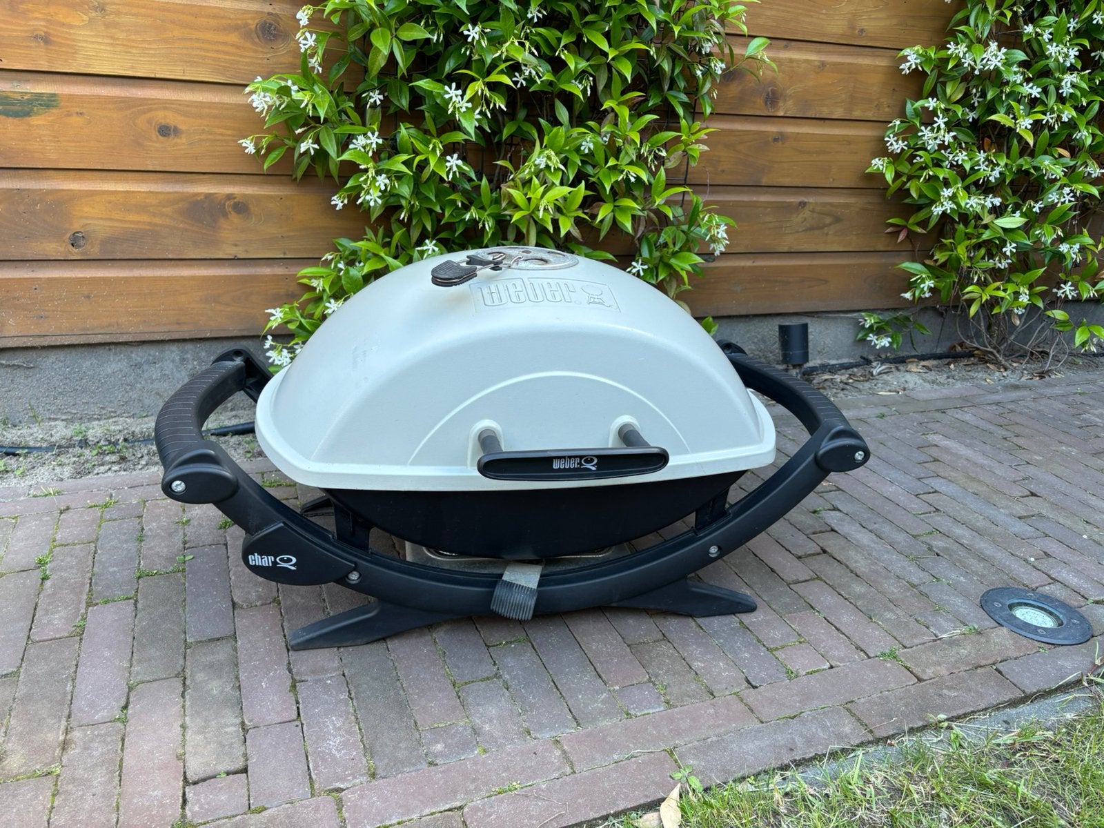 Weber Char Q (kolen/briketten), Ophalen, Gebruikt