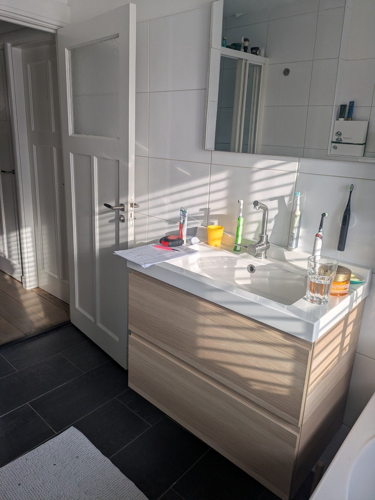 ikea Badkamermeubel, spiegel en lamp, Huis en Inrichting, Badkamer | Badkamermeubels, Ophalen, 25 tot 50 cm, 50 tot 100 cm, Minder dan 100 cm