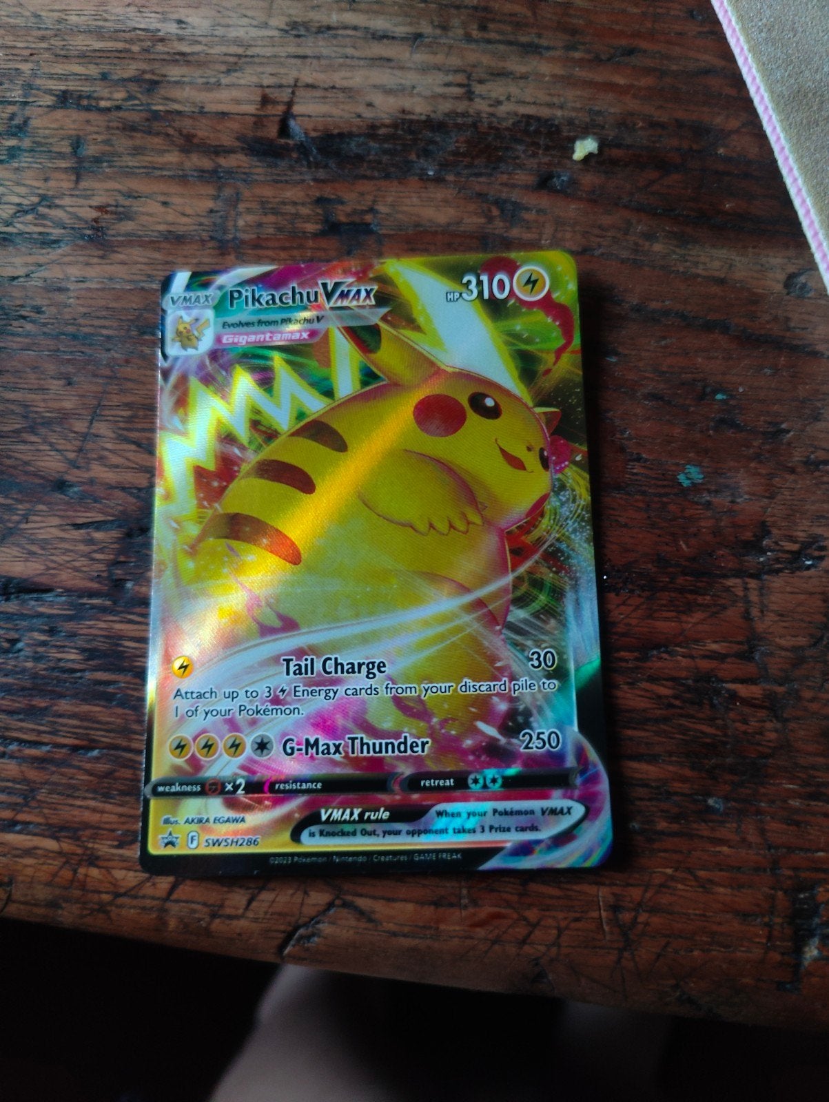 Pikachu VMAX Pokémon Kaart SWSH286 - Zo goed als nieuw, Ophalen of Verzenden, Zo goed als nieuw, Losse kaart, Foil