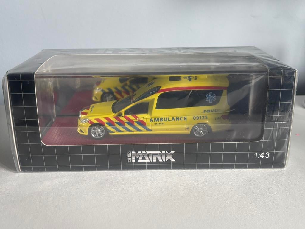 Ambulance Ravu model, Ophalen of Verzenden, Nieuw, Auto, Overige merken