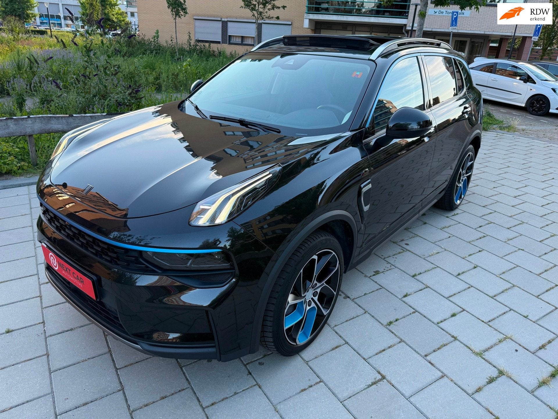 Lynk & Co 01 1.5 | PHEV | Panoramadak | Full Options | Zwart, Auto's, Lynk & Co, Euro 6, Overige carrosserieën, Zwart, Plug-in hybride
