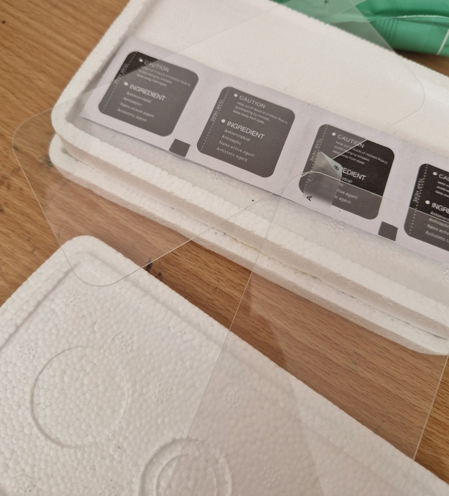 2x beschermglas - tempered glass Iphone, Ophalen of Verzenden