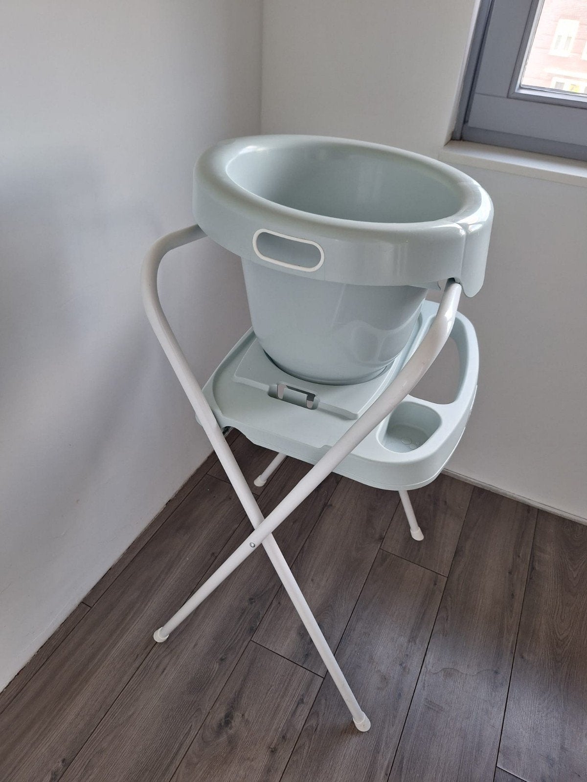 Tummy Tub met standaard - Zo goed als nieuw, Ophalen
