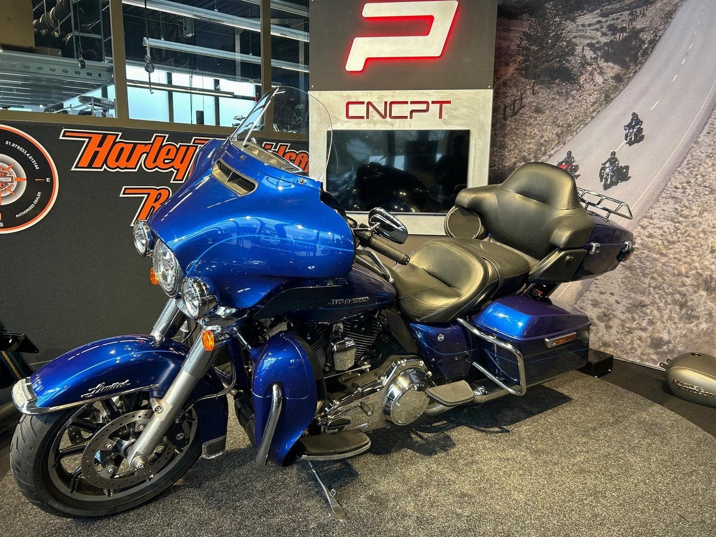 Harley-Davidson FLHTK ULTRA LIMITED (bj 2014), Motoren, Motoren | Harley-Davidson, Laan van Vredenoord 33
2289 DA  RIJSWIJK, NL