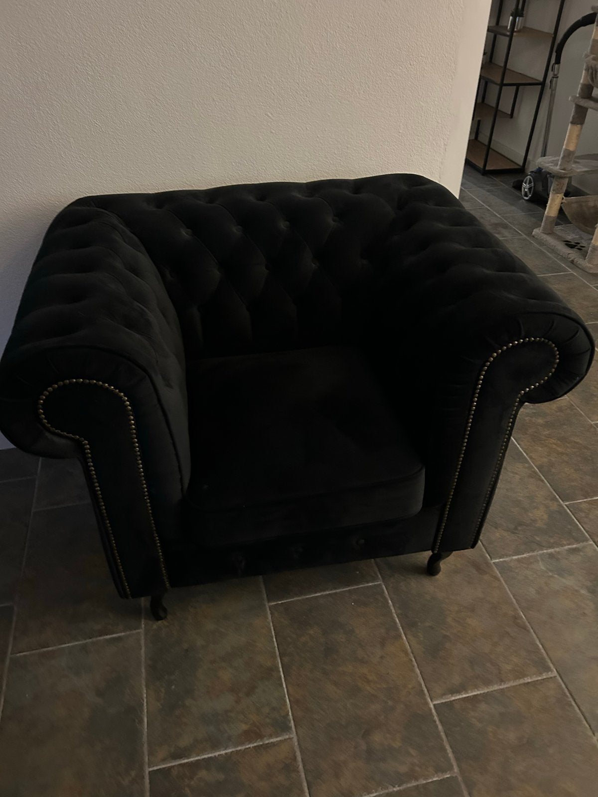Stijlvolle Zwarte Chesterfield Fauteuil, Ophalen, Zo goed als nieuw, Stof, 75 tot 100 cm