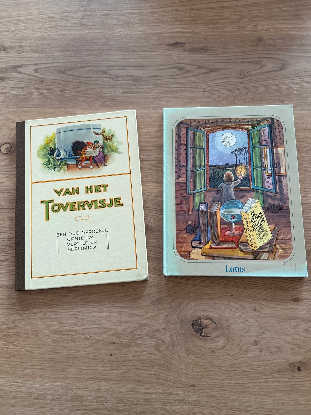 2 Sprookjesboeken: Van Het Tovervisje & De Kleine Reuzin, Boeken, Ophalen of Verzenden, Gelezen