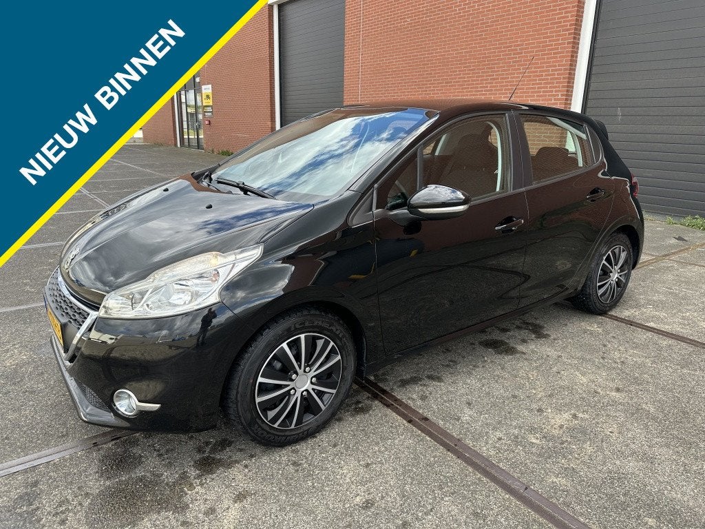 Peugeot 208 1.2 VTi Blue Lease (bj 2012), Auto's, Gebruikt, 31 €/maand, 1199 cc, 82 pk
