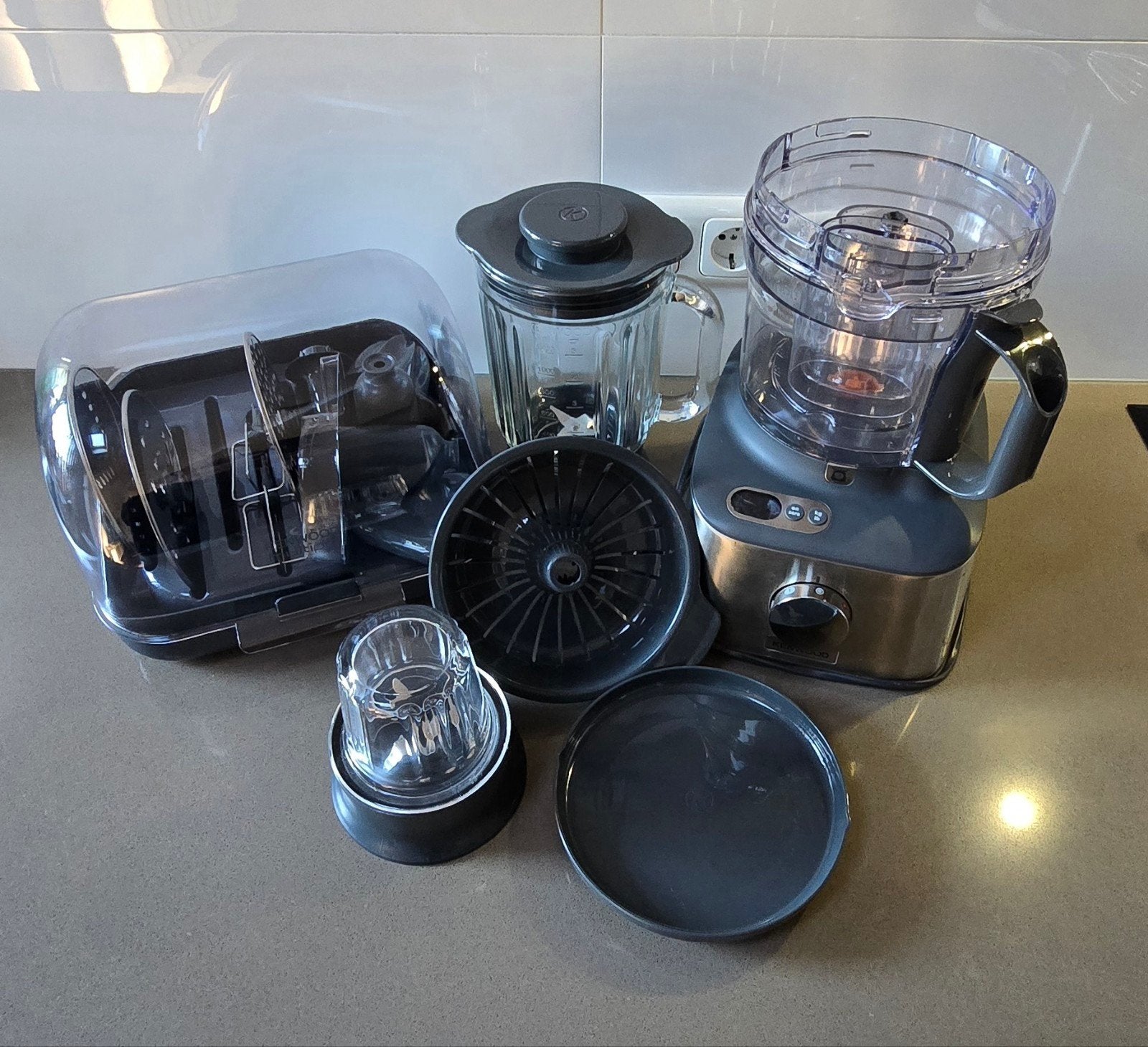Kenwood Multipro Compact FDM31 foodprocessor, 2 snelheden, Ophalen of Verzenden, Zo goed als nieuw, 2 tot 3 liter