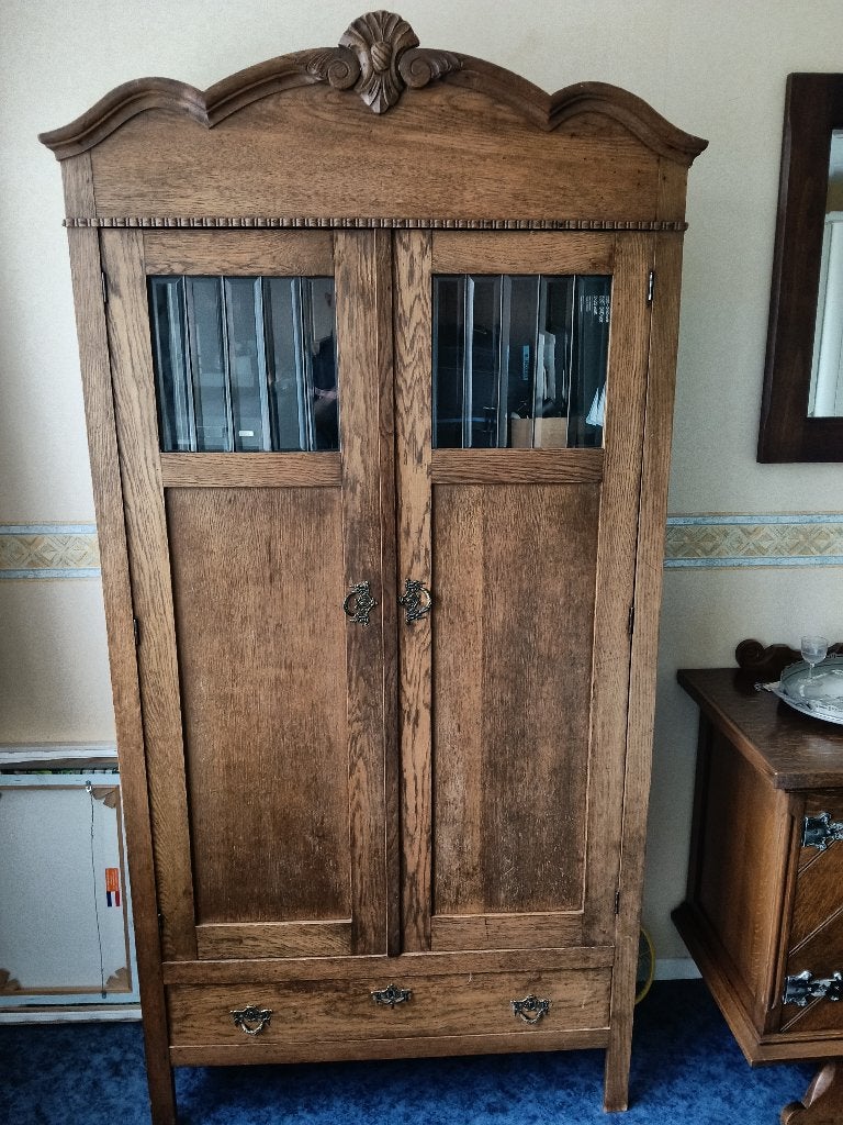 Kast, Ophalen, Gebruikt, Met deur(en), 200 cm of meer