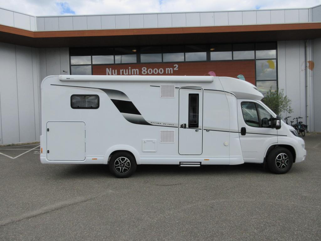 Hobby Optima De Luxe 70 GE AUTOMAAT ENKELE BEDDEN, Caravans en Kamperen, Campers, Automaat, Luifel, Ringverwarming, Fiat