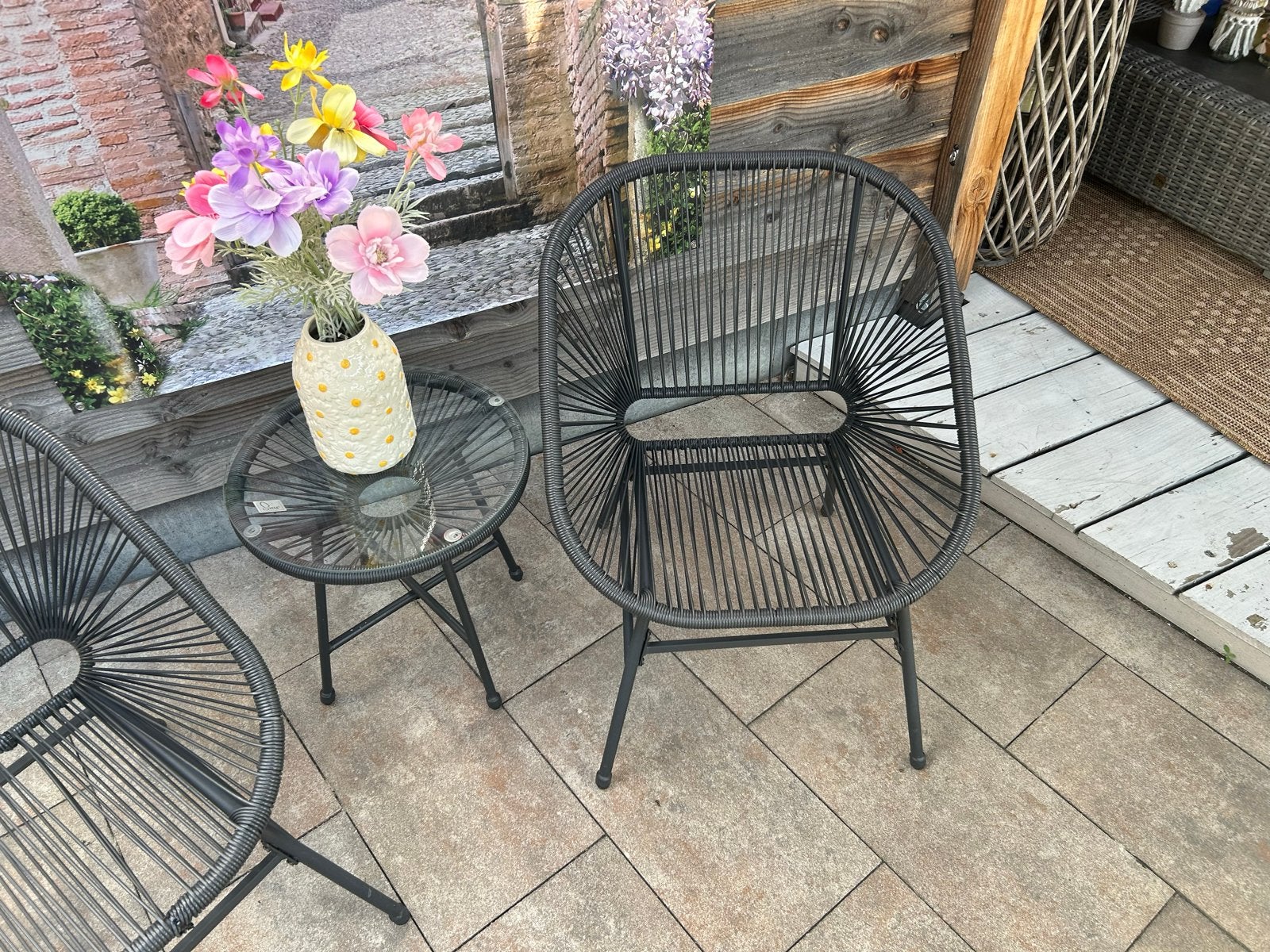 Balkonset: 2 stoelen en 1 bijzettafel - Zwart, Ophalen, Gebruikt, Kunststof