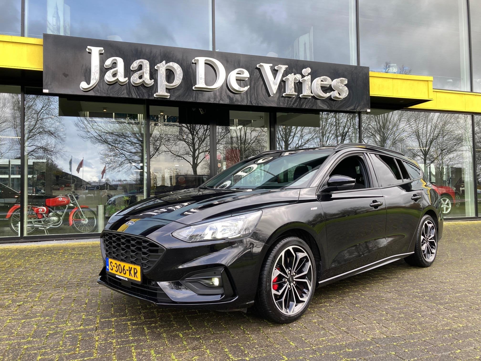 Ford Focus Wagon 1.0 EcoBoost Hybrid Active X Business ST-li, Auto's, Stof, Gebruikt, Euro 6, Zwart