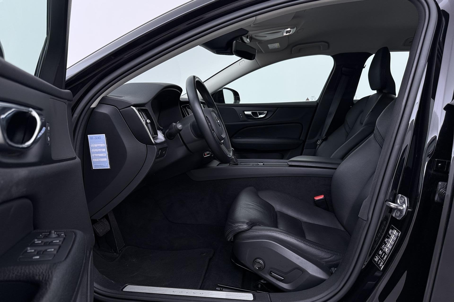 Volvo V60 T4 Momentum Pro | Polestar Optimalisatie | Stoel+S, 15 km/l, Euro 6, 1969 cc, Zwart