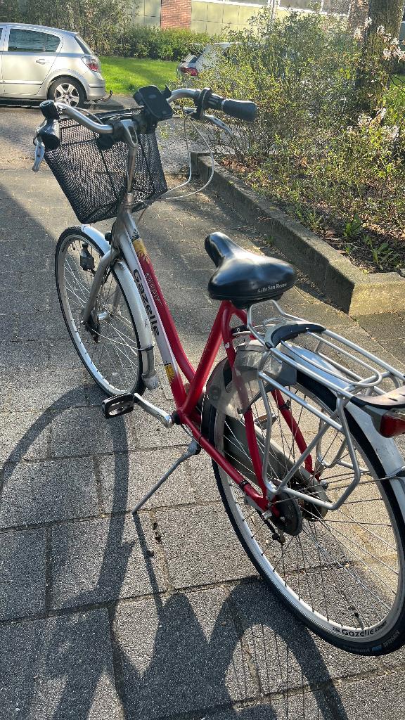 Gazelle Red Bike - City & Women, Fietsen en Brommers, Fietsen | Dames | Damesfietsen, Ophalen, Gebruikt, Versnellingen, 56 cm of meer