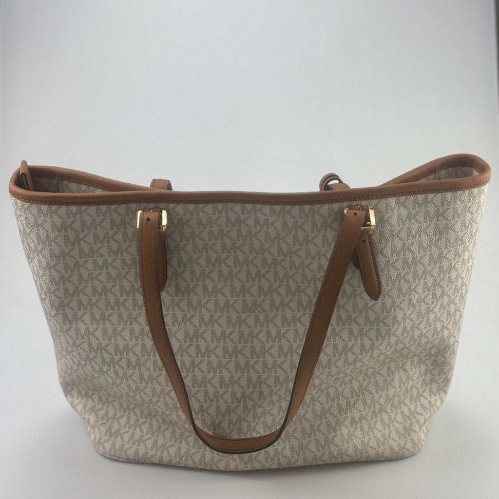 Michael Kors Jet Set Item Ew Tz Tote Vanilla/Acrn Dames Tas, Michael Kors, Zo goed als nieuw, Support@michaelkors.com, 11 West 42nd Street
New York, NY 10036
United States