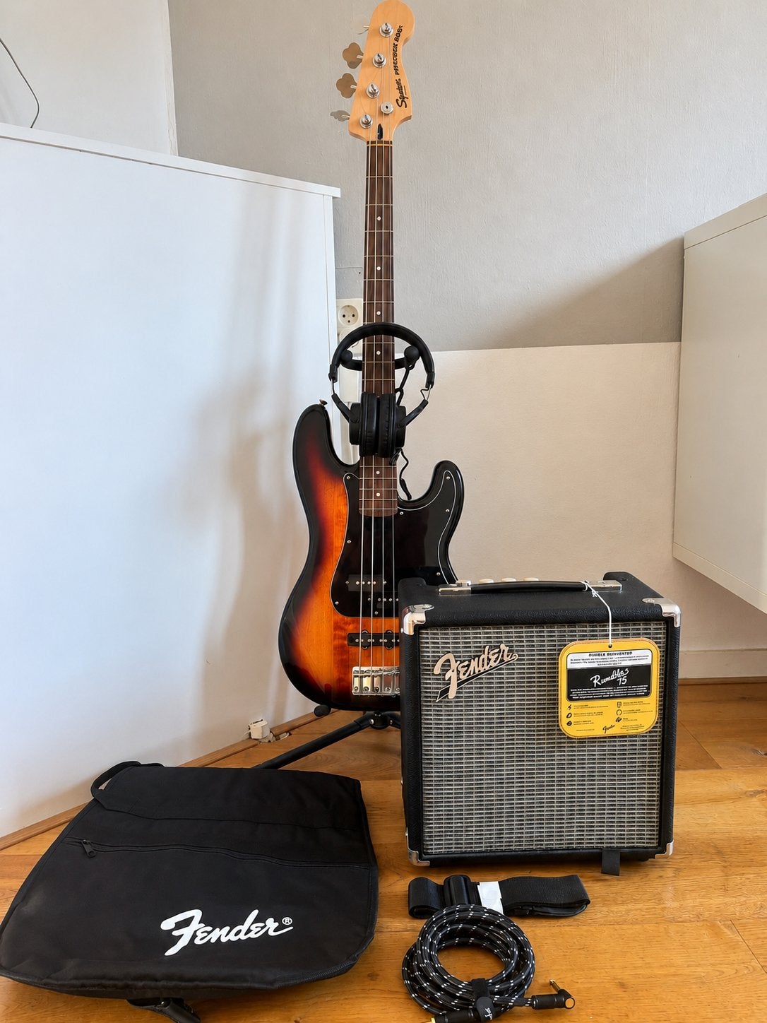 Squier Precision Bass PJ + Fender Rumble 15 – complete set, Ophalen, Zo goed als nieuw