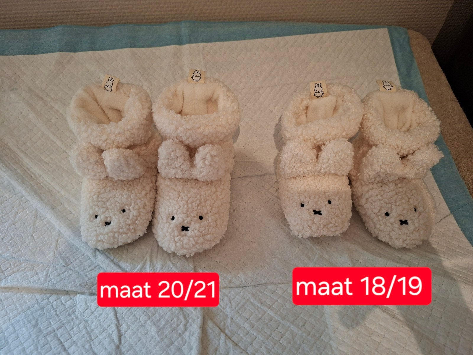 2 paar nieuwe Nijntje slofjes, Jongen of Meisje, Overige typen, Ophalen of Verzenden, Nieuw