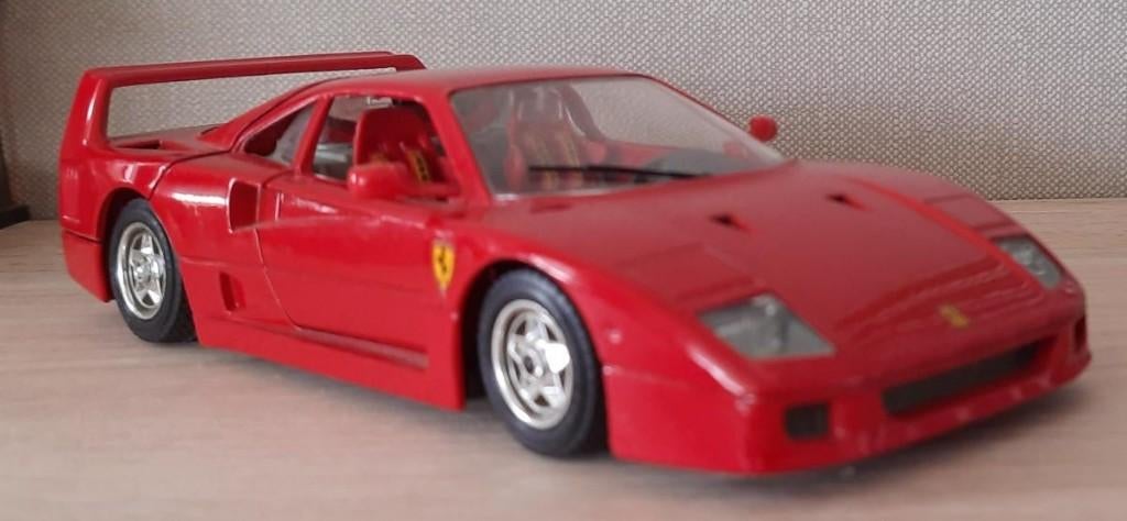 A-15	1987-Ferrari-F40, Hobby en Vrije tijd, Modelauto's | 1:24, Ophalen of Verzenden, Zo goed als nieuw, Auto, Bburago