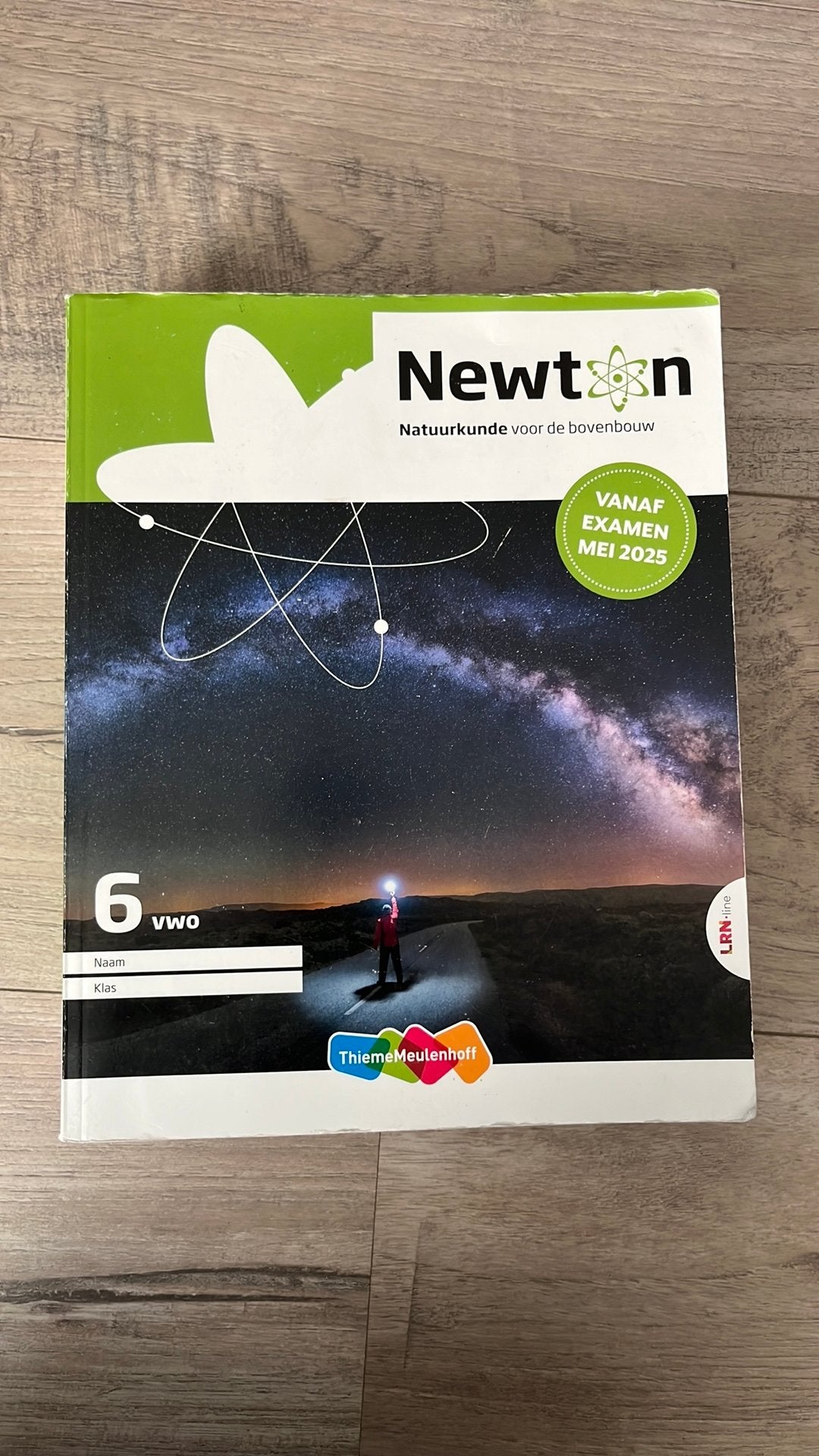 Natuurkunde boeken Newton bovenbouw VWO, Ophalen of Verzenden, Zo goed als nieuw, VWO, Natuurkunde