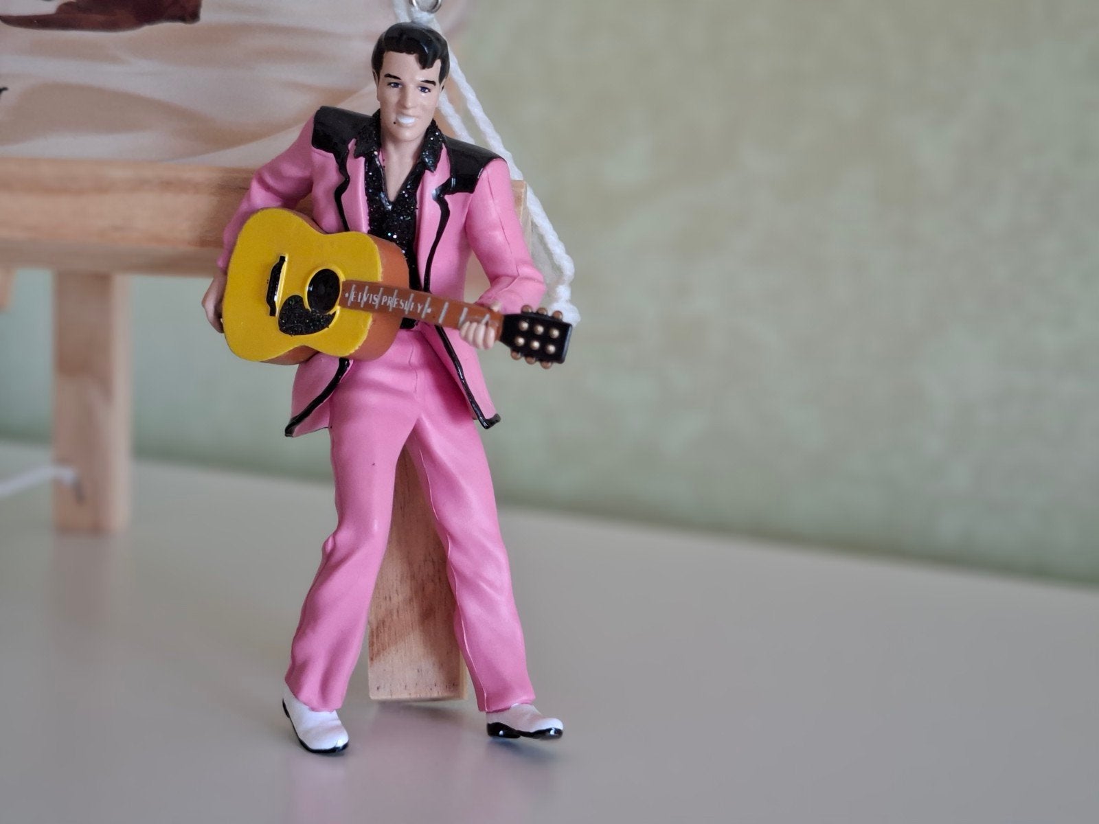 ELVIS PRESLEY ORNAMENT, Ophalen of Verzenden