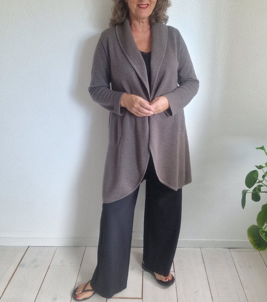Tinde vestjas. Maat M. Taupe., Maat 38/40 (M), Tinde, Overige kleuren, Nijmegen