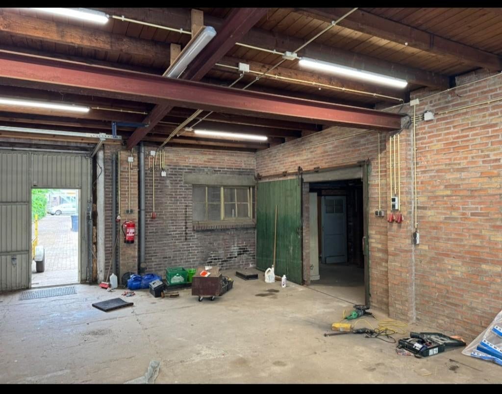 Bedrijfsruimte / opslag te huur – Kerkrade – 192m2, Zakelijke goederen, 192 m², Huur, Bedrijfsruimte
