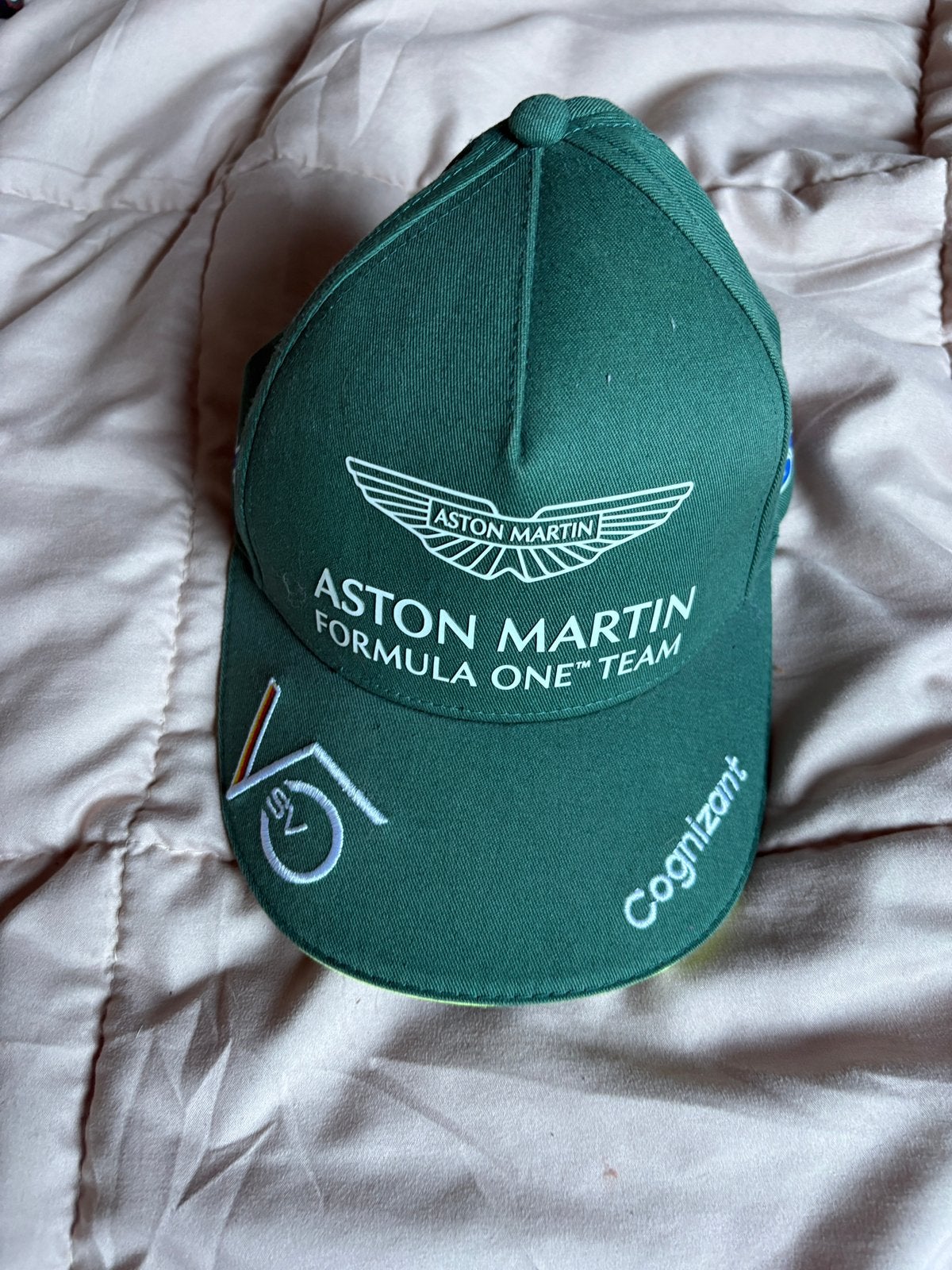 Aston martin sebastian vettel pet, Kleding | Heren, Hoeden en Petten, Ophalen of Verzenden, Zo goed als nieuw
