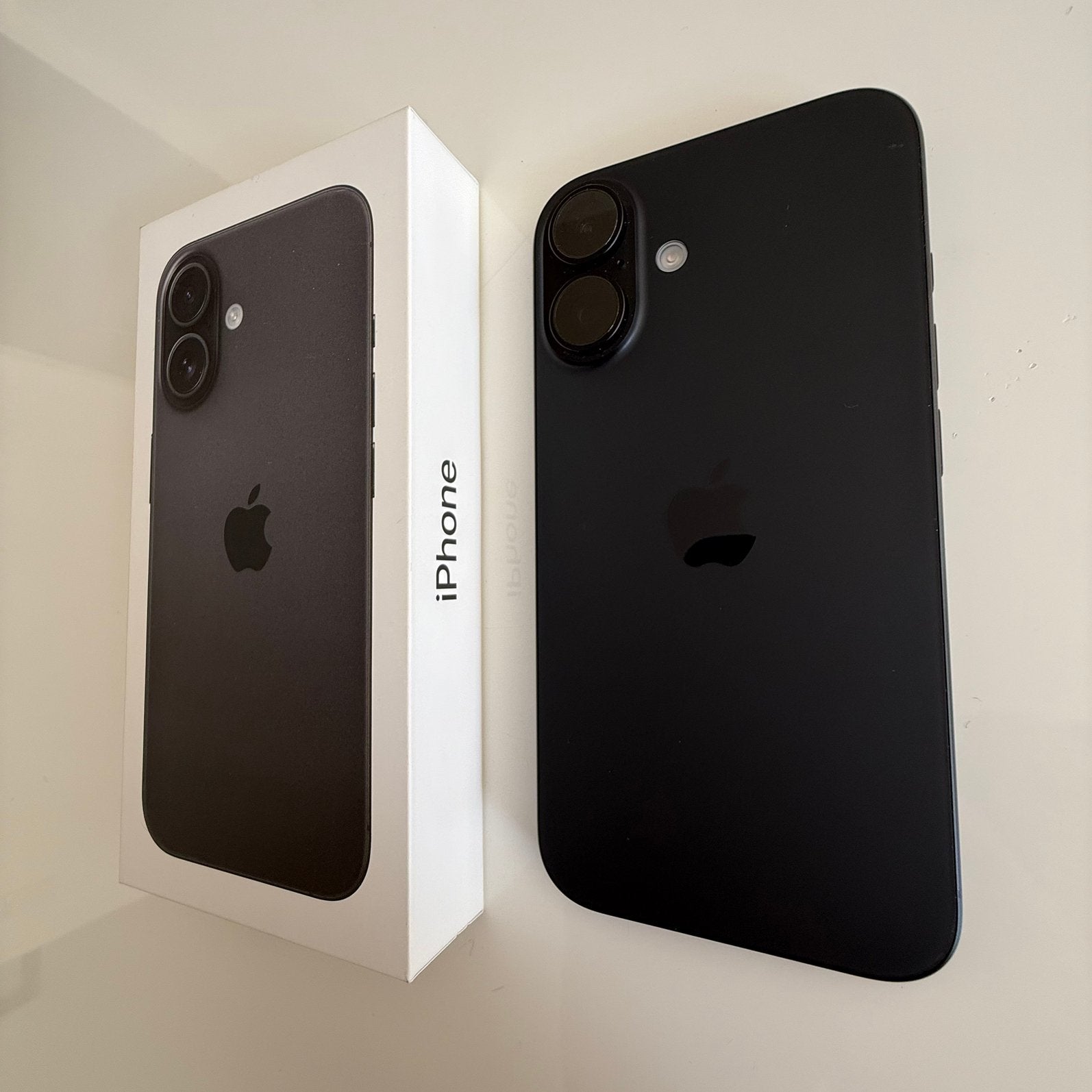 iPhone 16, Telecommunicatie, Mobiele telefoons | Apple iPhone, 128 GB, Zwart, IPhone 16, Ophalen of Verzenden