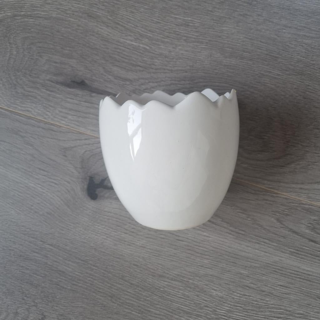 H&M Home – Bloempot – Gebroken Ei Wit Keramiek, Gebruikt, Rond, Ophalen of Verzenden, Balkon