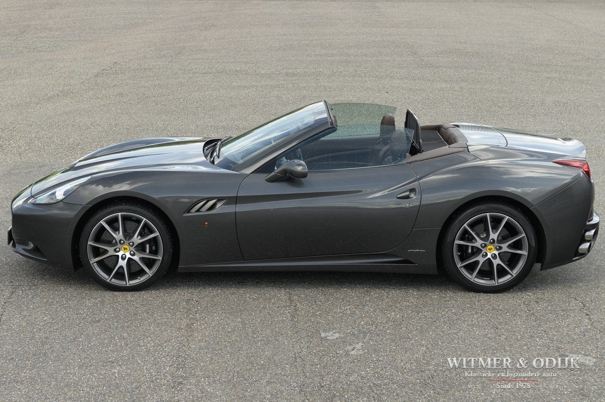 Ferrari California 4.3 V8 (bj 2009, automaat), Automaat, Achterwielaandrijving, Gebruikt, 8 cilinders