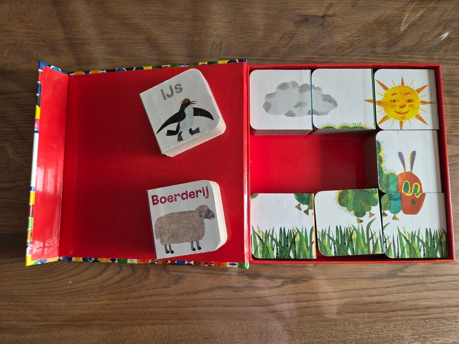 De wereld van Eric Carle in 9 boekjes, Ophalen