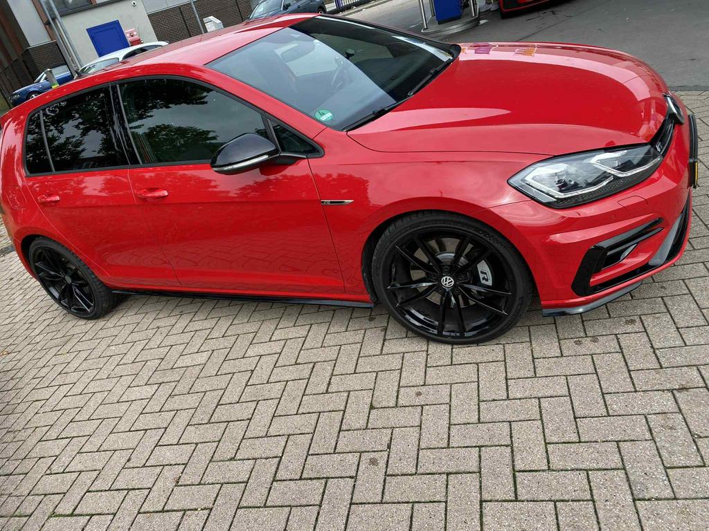 Volkswagen Golf 2.0 TSI 4Motion 310pk 7-DSG 5D 2018 Rood, Auto's, Volkswagen, Automaat, Achterwielaandrijving, Beige, 4 cilinders