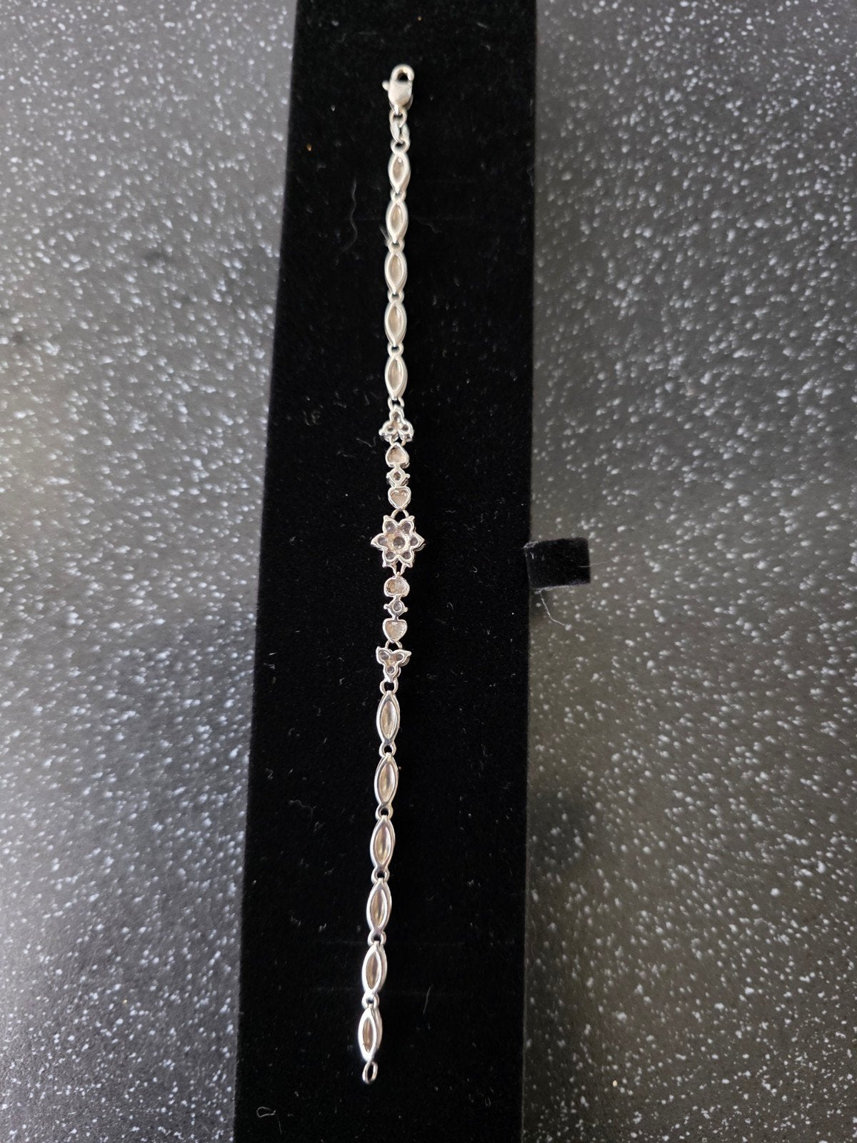 witgouden armband met diamant, Ophalen, Wit, Zo goed als nieuw, Met edelsteen