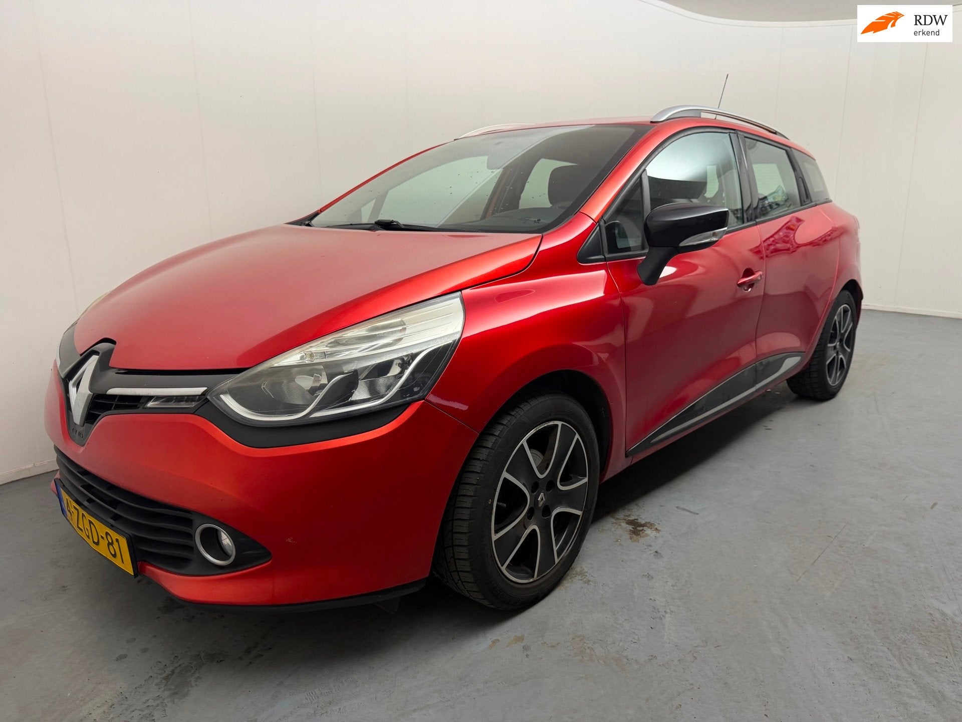 Renault Clio Estate 1.5 dCi ECO Expression # Airco # Trekhaa, Voorwielaandrijving, Euro 5, Gebruikt, 4 cilinders